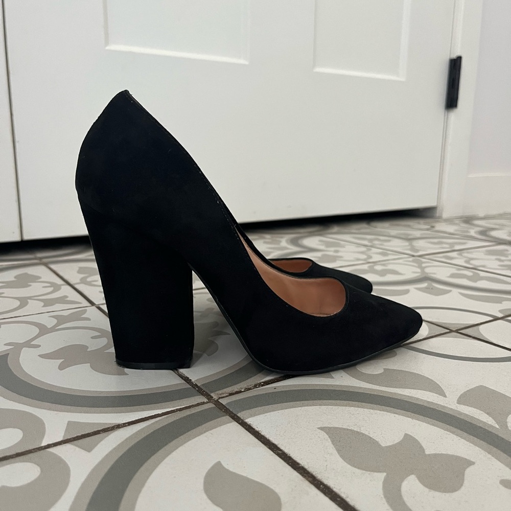 Women's Chunky Black heels